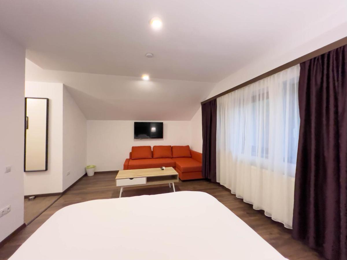 Kesletz House Hotel Sibiu Bagian luar foto